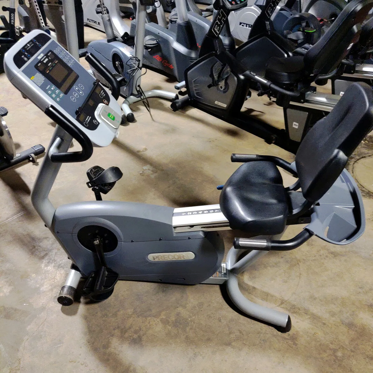 Precor Recumbent Bike 846i