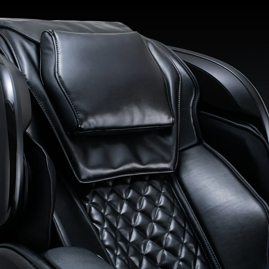 Qi™ XE Pro Massage Chair in Platinum