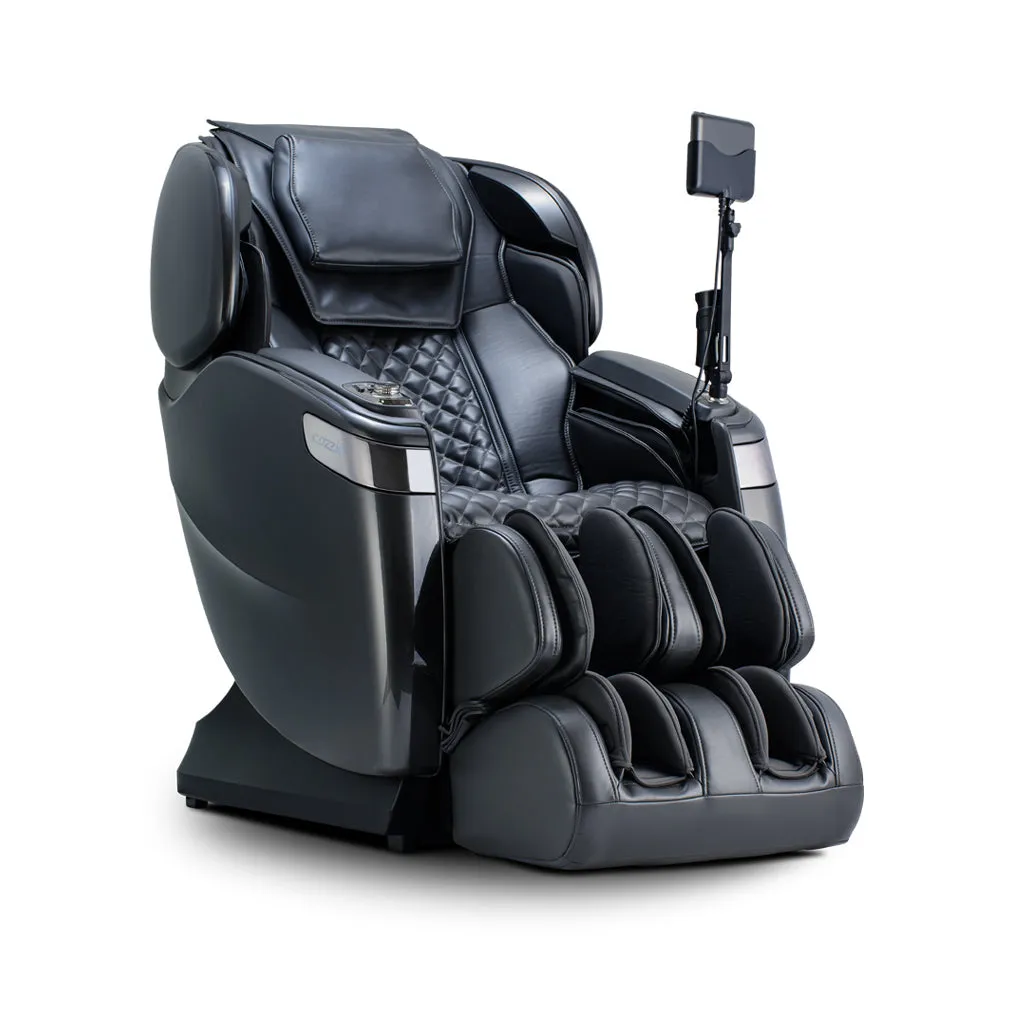 Qi™ XE Pro Massage Chair in Platinum