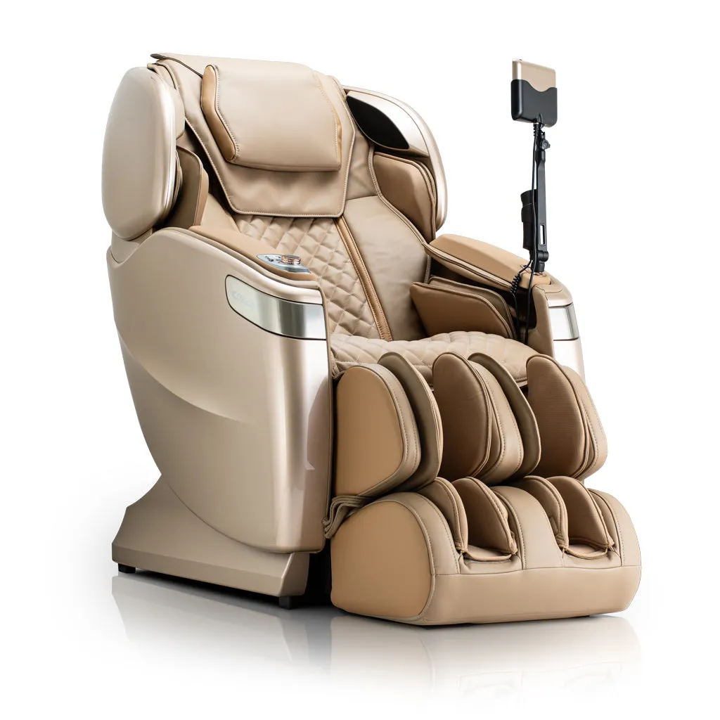 Qi™ XE Pro Massage Chair in Platinum