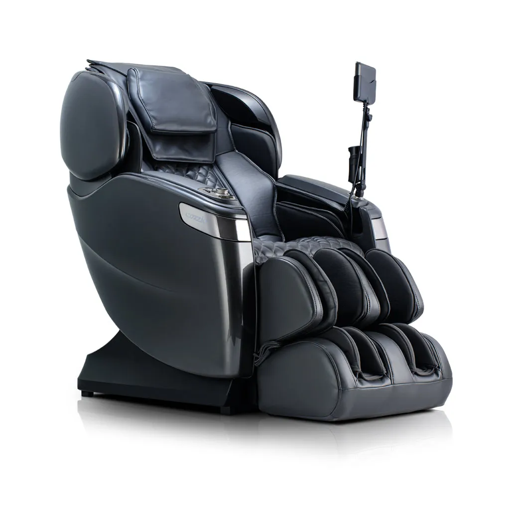 Qi™ XE Pro Massage Chair in Platinum